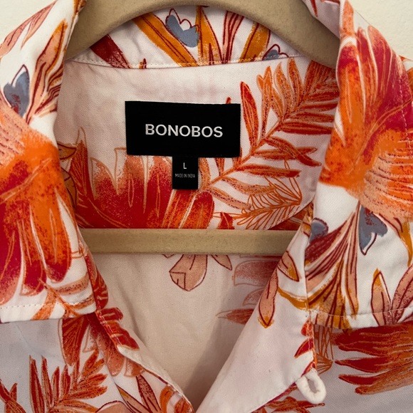 Bonobos camp collar button down shirt. Perfect for spring/summer! - Picture 3 of 5